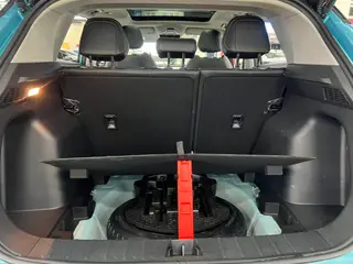 Geely Coolray 2022 Binyue COOL 1.5T DCT Battle interior foto 13 Geely Coolray 2022 Binyue COOL 1.5T DCT Battle interior foto 13