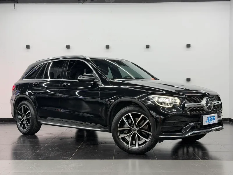 Mercedes-Benz GLC 2021 GLC 260 L 4MATIC Luxury type exterior photo 3 Mercedes-Benz GLC 2021 GLC 260 L 4MATIC Luxury type exterior photo 3