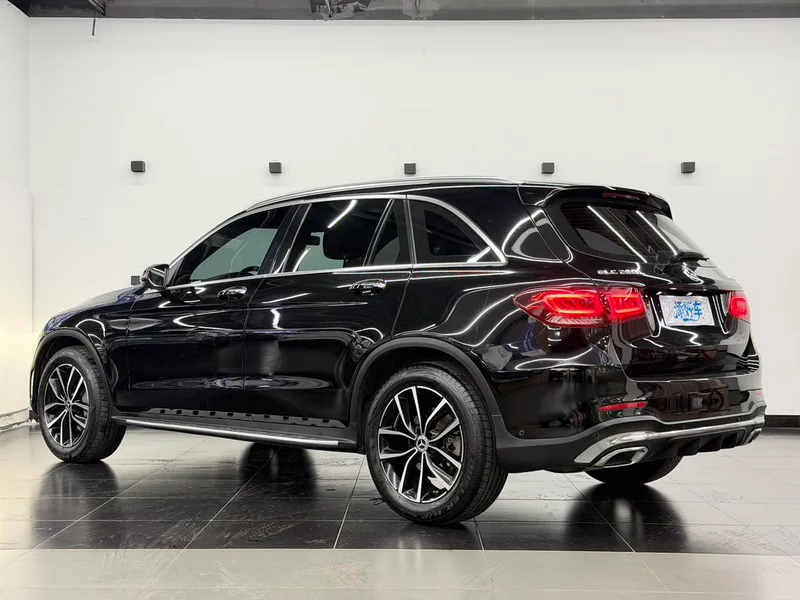 Mercedes-Benz GLC 2021 GLC 260 L 4MATIC Luxury type interior photo 10 Mercedes-Benz GLC 2021 GLC 260 L 4MATIC Luxury type interior photo 10