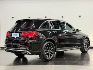 Mercedes-Benz GLC 2021 GLC 260 L 4MATIC Luxury type interior photo 12 Mercedes-Benz GLC 2021 GLC 260 L 4MATIC Luxury type interior photo 12