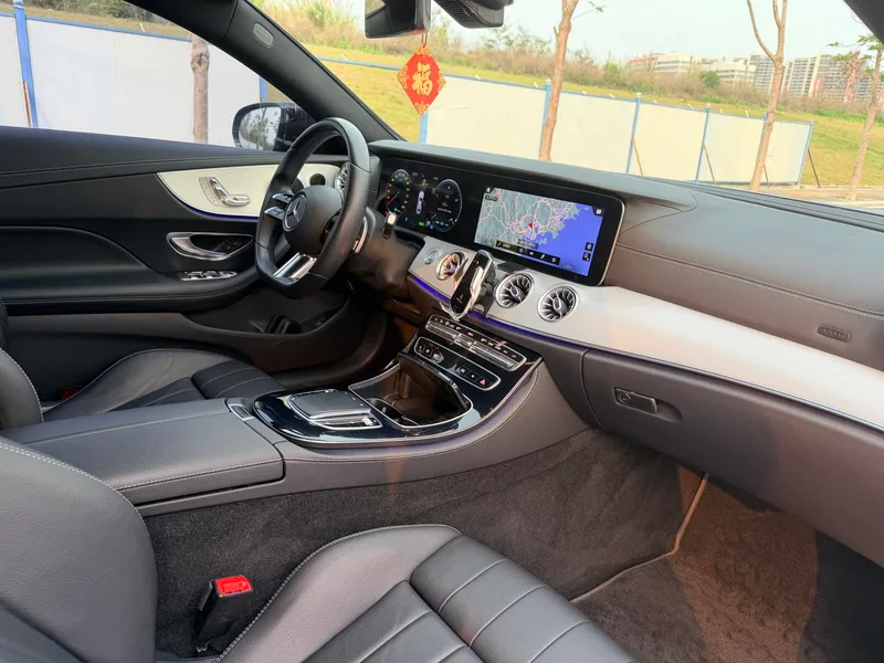 Mercedes-Benz E-Class (Imported) 2020 E 260 Coupe interior photo 11 Mercedes-Benz E-Class (Imported) 2020 E 260 Coupe interior photo 11