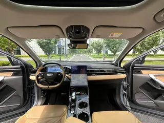 Geely Boyue L 2023 2.0TD DCT Acabado premium interior foto 14 Geely Boyue L 2023 2.0TD DCT Acabado premium interior foto 14