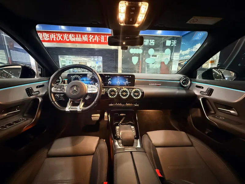Mercedes-Benz Mercedes-AMG A-Class 2022 AMG A 35 4MATIC exterior photo 5