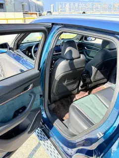 Geely Monjaro 2021 2.0TD DCT EVO Type de sagesse à deux roues motrices intérieur photo 7 Geely Monjaro 2021 2.0TD DCT EVO Type de sagesse à deux roues motrices intérieur photo 7