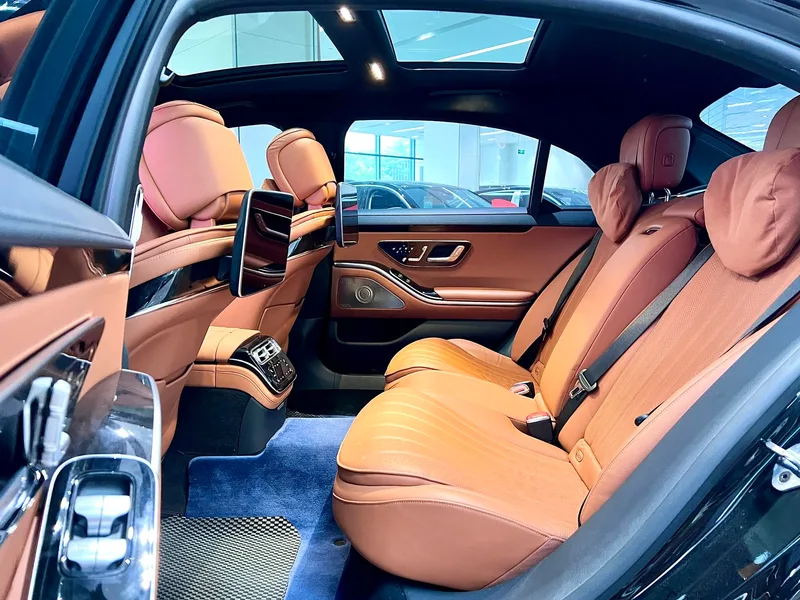 Mercedes-Benz S-Class 2021 S 450 L 4MATIC interior photo 8 Mercedes-Benz S-Class 2021 S 450 L 4MATIC interior photo 8
