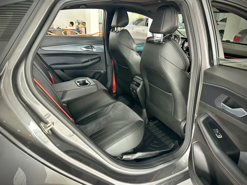 Geely Binrui 2022 Binrui COOL 1.5T DCT Versión Thunder exterior foto 5 Geely Binrui 2022 Binrui COOL 1.5T DCT Versión Thunder exterior foto 5