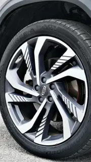 Geely Monjaro 2021 2.0TD DCT EVO Two-wheel-drive Zhizun type exterior photo 4 Geely Monjaro 2021 2.0TD DCT EVO Two-wheel-drive Zhizun type exterior photo 4