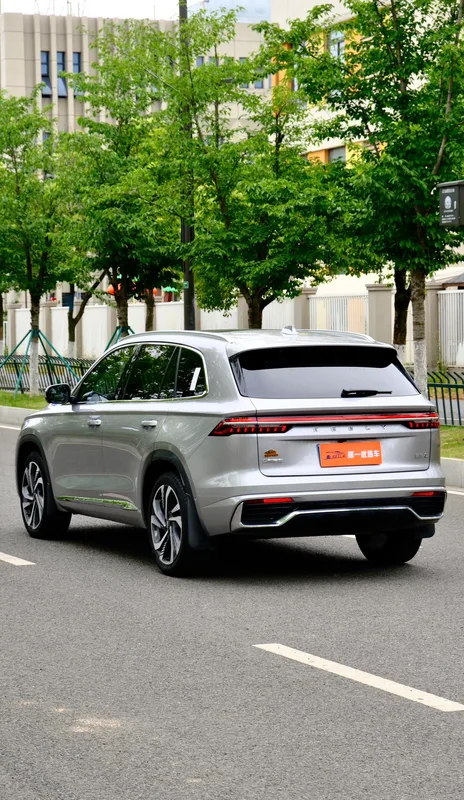 Geely Monjaro 2021 2.0TD DCT EVO Two-wheel-drive Zhizun type interior photo 15 Geely Monjaro 2021 2.0TD DCT EVO Two-wheel-drive Zhizun type interior photo 15