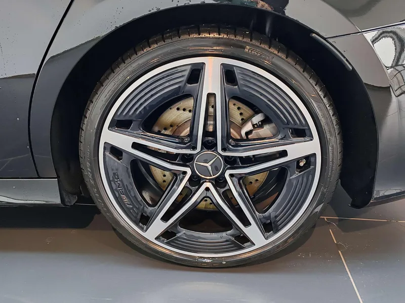 Mercedes-Benz A-Class AMG 2025 AMG A 35 L 4MATIC exterior photo 8
