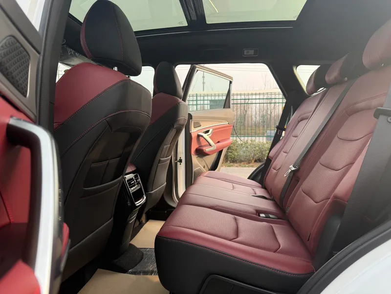 Jetour X70 PLUS 2025 1.5T CVT Флагманская версия PRO5 Кресло интерьер фото 11 Jetour X70 PLUS 2025 1.5T CVT Флагманская версия PRO5 Кресло интерьер фото 11