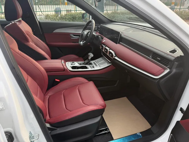 Jetour X70 PLUS 2025 1.5T CVT Флагманская версия PRO5 Кресло интерьер фото 12 Jetour X70 PLUS 2025 1.5T CVT Флагманская версия PRO5 Кресло интерьер фото 12
