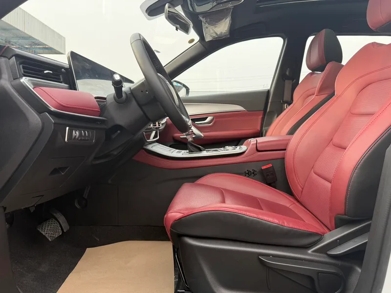 Jetour X70 PLUS 2025 1.5T CVT Флагманская версия PRO5 Кресло интерьер фото 16 Jetour X70 PLUS 2025 1.5T CVT Флагманская версия PRO5 Кресло интерьер фото 16