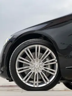 Mercedes-Benz Mercedes-Maybach S-Class 2021 S 580 4MATIC interior photo 13 Mercedes-Benz Mercedes-Maybach S-Class 2021 S 580 4MATIC interior photo 13