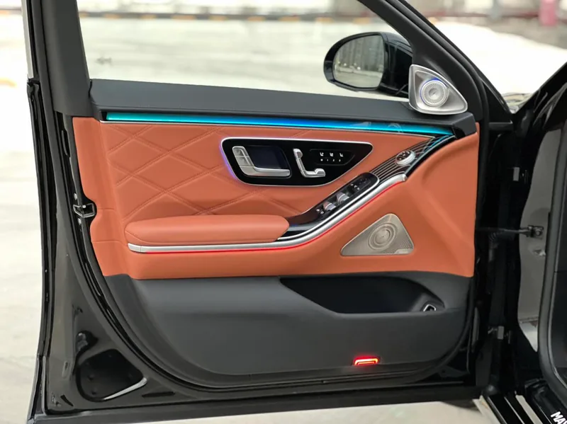 Mercedes-Benz Mercedes-Maybach S-Class 2021 S 580 4MATIC interior photo 15 Mercedes-Benz Mercedes-Maybach S-Class 2021 S 580 4MATIC interior photo 15