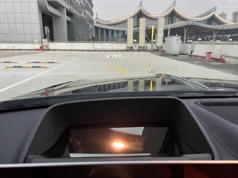 Mercedes-Benz Mercedes-Maybach S-Class 2021 S 580 4MATIC interior photo 17 Mercedes-Benz Mercedes-Maybach S-Class 2021 S 580 4MATIC interior photo 17