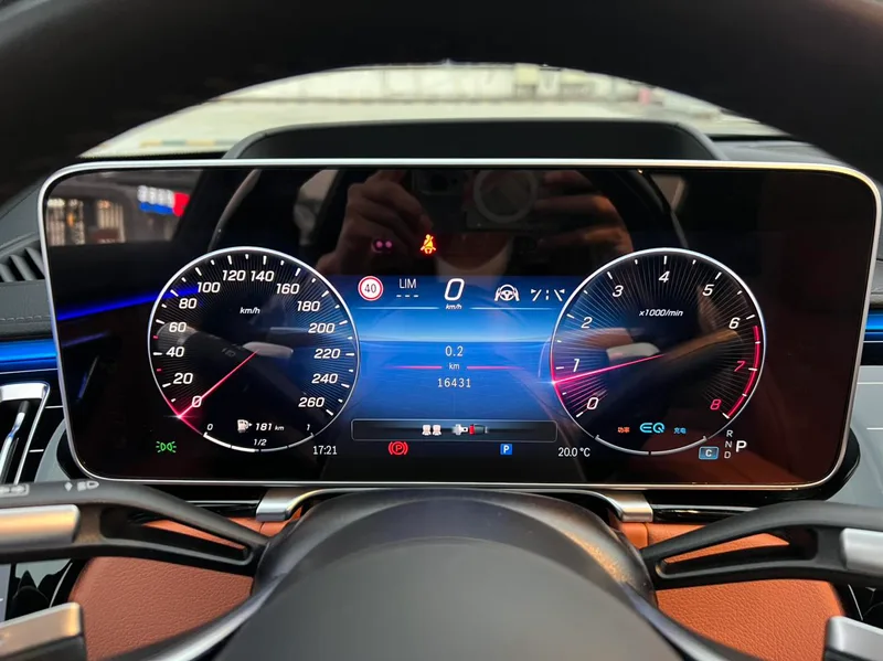 Mercedes-Benz Mercedes-Maybach S-Class 2021 S 580 4MATIC interior photo 18 Mercedes-Benz Mercedes-Maybach S-Class 2021 S 580 4MATIC interior photo 18
