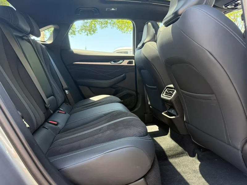 Geely Preface 2026 2.0T Oriental Yao full moon version interior photo 14 Geely Preface 2026 2.0T Oriental Yao full moon version interior photo 14