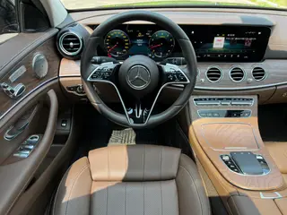 Mercedes-Benz E-Class 2023 E 260 L Coche interior foto 9