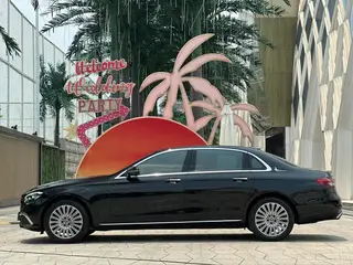Mercedes-Benz E-Class 2023 E 300 L Модный тип Седан экстерьер фото 7