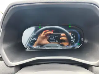 Geely Emgrand 2023 4e génération Version championnat 1.5L CVT Finition premium intérieur photo 16 Geely Emgrand 2023 4e génération Version championnat 1.5L CVT Finition premium intérieur photo 16