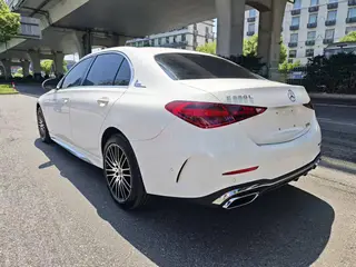 Mercedes-Benz C-Class 2025 Reforma C 260 L Versión deportiva interior foto 8