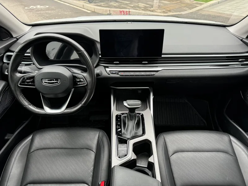 Geely Emgrand 2023 4th Gen Champion Edition 1.5L CVT Premium Trim exterior photo 8 Geely Emgrand 2023 4th Gen Champion Edition 1.5L CVT Premium Trim exterior photo 8