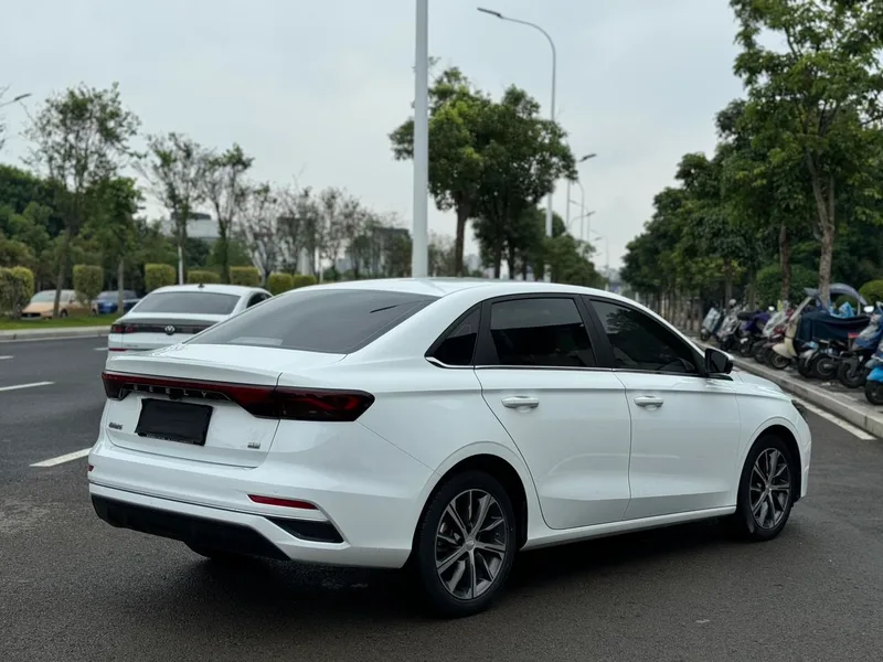 Geely Emgrand 2023 4th Gen Champion Edition 1.5L CVT Premium Trim interior photo 17 Geely Emgrand 2023 4th Gen Champion Edition 1.5L CVT Premium Trim interior photo 17
