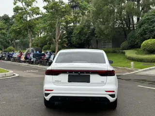 Geely Emgrand 2023 4th Gen Champion Edition 1.5L CVT Premium Trim interior photo 18 Geely Emgrand 2023 4th Gen Champion Edition 1.5L CVT Premium Trim interior photo 18