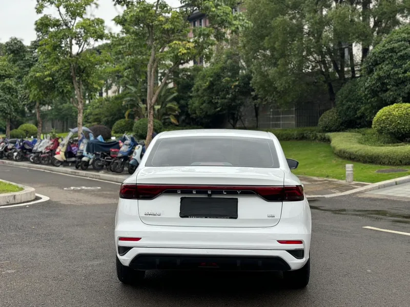 Geely Emgrand 2023 4th Gen Champion Edition 1.5L CVT Premium Trim interior photo 18 Geely Emgrand 2023 4th Gen Champion Edition 1.5L CVT Premium Trim interior photo 18