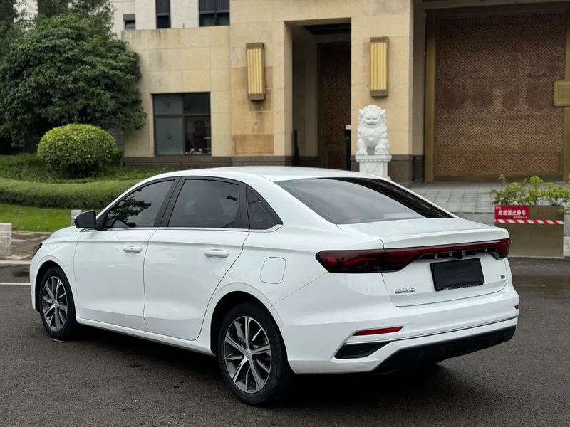 Geely Emgrand 2023 4th Gen Champion Edition 1.5L CVT Premium Trim interior photo 19 Geely Emgrand 2023 4th Gen Champion Edition 1.5L CVT Premium Trim interior photo 19