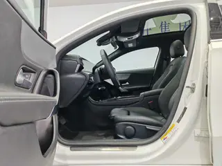 Mercedes-Benz A-Class 2025 A 180 L interior photo 11 Mercedes-Benz A-Class 2025 A 180 L interior photo 11