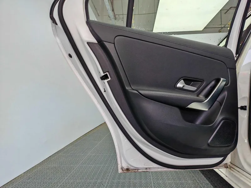 Mercedes-Benz A-Class 2025 A 180 L interior photo 14 Mercedes-Benz A-Class 2025 A 180 L interior photo 14
