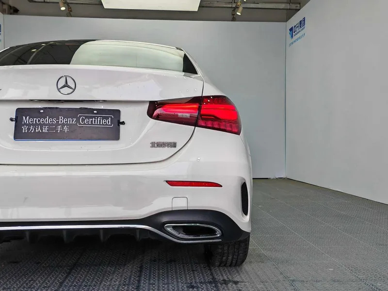 Mercedes-Benz A-Class 2025 A 180 L interior photo 18 Mercedes-Benz A-Class 2025 A 180 L interior photo 18