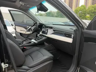 Geely Boyue 2022 Boyue X 1.8TD DCT Inteligente exterior foto 7 Geely Boyue 2022 Boyue X 1.8TD DCT Inteligente exterior foto 7