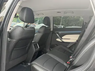Geely Boyue 2022 Boyue X 1.8TD DCT Inteligente interior foto 9 Geely Boyue 2022 Boyue X 1.8TD DCT Inteligente interior foto 9