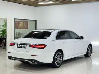 Mercedes-Benz E-Class 2021 Модификация E 260 L Спортивный седан интерьер фото 7