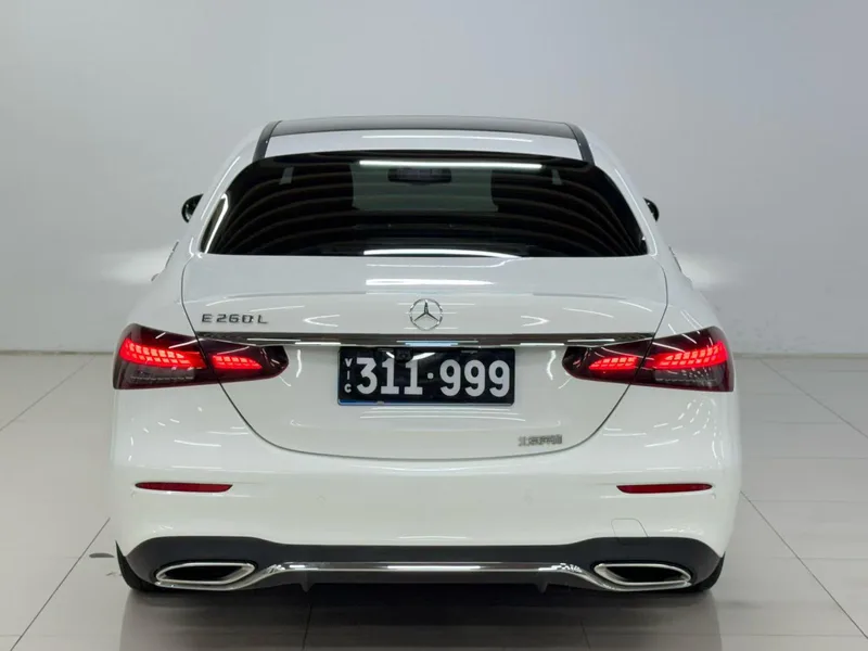 Mercedes-Benz E-Class 2021 Модификация E 260 L Спортивный седан интерьер фото 8
