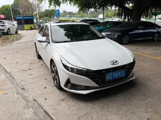 Hyundai Elantra 2022 1.5L CVT GLX Elite Edition exterior photo 2