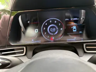 Hyundai Elantra 2022 1.5L CVT GLX Elite Edition interior photo 7