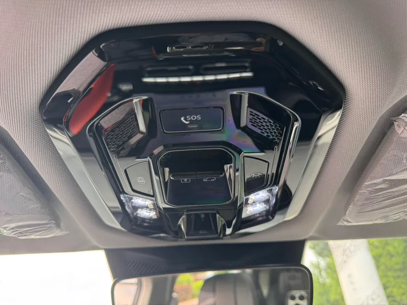 Jetour Jietu Freedom 2025 2.0TD XWD Conquer interior photo 15 Jetour Jietu Freedom 2025 2.0TD XWD Conquer interior photo 15