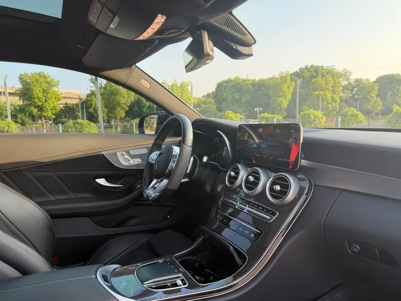 Mercedes-Benz C-Class 2022 Restyling C 260 Coupe interior photo 10 Mercedes-Benz C-Class 2022 Restyling C 260 Coupe interior photo 10