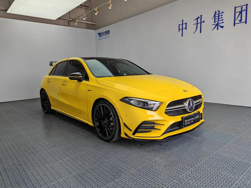 Mercedes-Benz Mercedes-AMG A-Class 2023 AMG A 35 4MATIC Canri Special Edition exterior photo 3