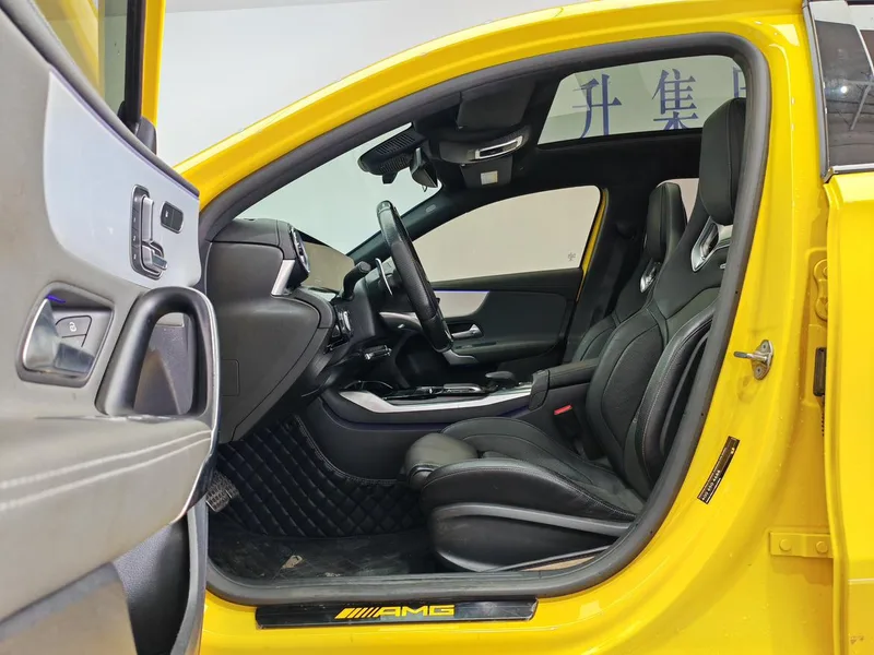 Mercedes-Benz Mercedes-AMG A-Class 2023 AMG A 35 4MATIC Canri Special Edition interior photo 11