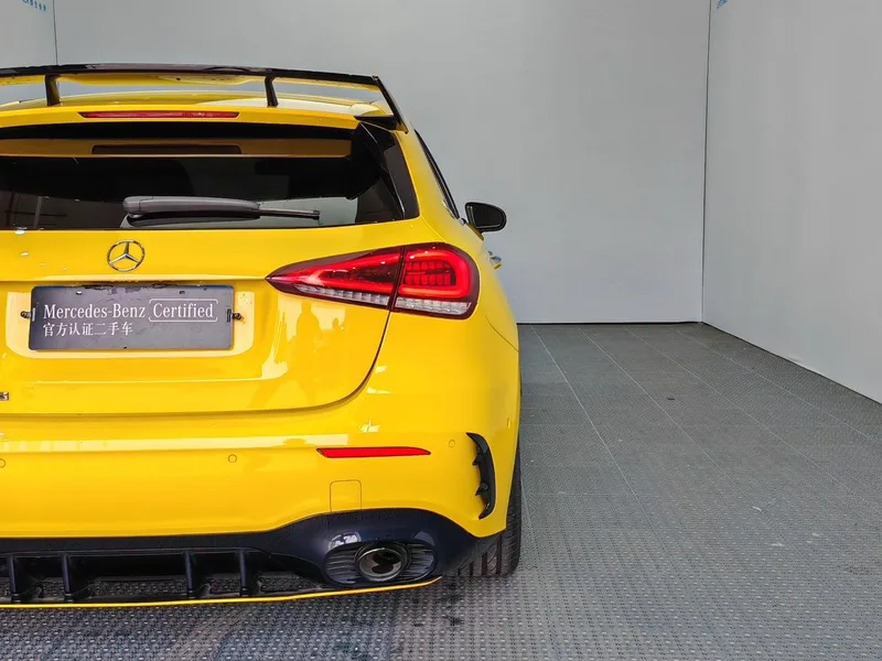 Mercedes-Benz Mercedes-AMG A-Class 2023 AMG A 35 4MATIC Canri Special Edition interior photo 20