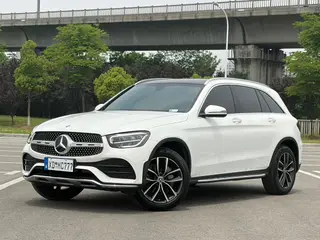 Mercedes-Benz GLC 2022 Restyling GLC 260 L 4MATIC Luxury type exterior photo 1 Mercedes-Benz GLC 2022 Restyling GLC 260 L 4MATIC Luxury type exterior photo 1