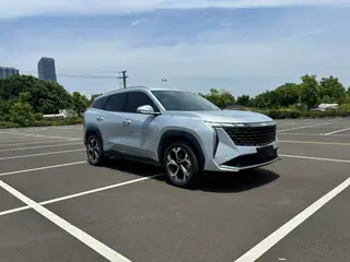 Geely Boyue L 2023 1.5TD DCT Finition premium extérieur photo 3 Geely Boyue L 2023 1.5TD DCT Finition premium extérieur photo 3