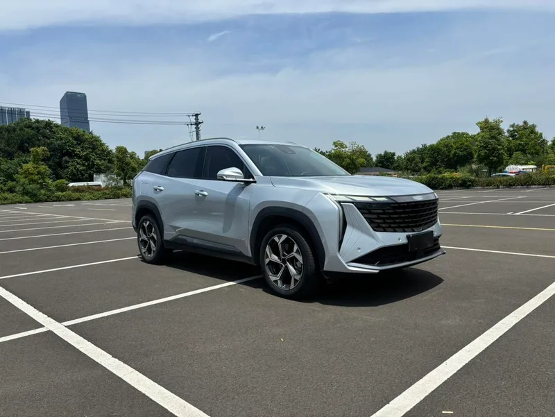 Geely Boyue L 2023 1.5TD DCT Finition premium extérieur photo 3 Geely Boyue L 2023 1.5TD DCT Finition premium extérieur photo 3