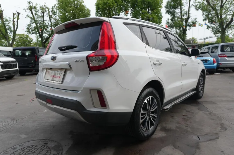 Geely Vision X6 2016 1.3T CVT Flagship exterior photo 4 Geely Vision X6 2016 1.3T CVT Flagship exterior photo 4