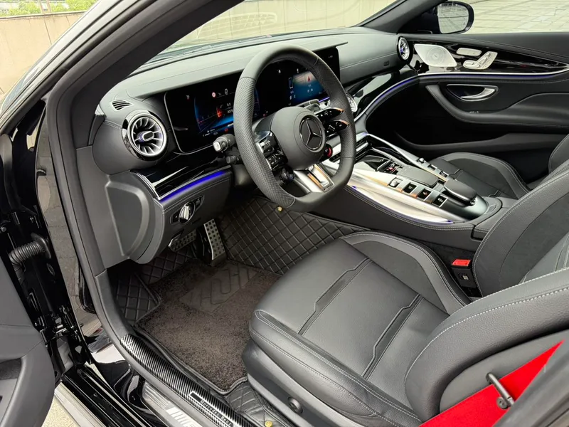 Mercedes-Benz AMG GT 2026 AMG GT 50 Coche deportivo de cuatro puertas edición especial de China interior foto 13 Mercedes-Benz AMG GT 2026 AMG GT 50 Coche deportivo de cuatro puertas edición especial de China interior foto 13