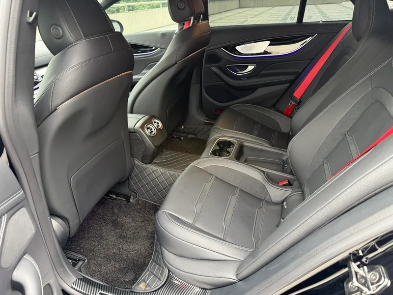 Mercedes-Benz AMG GT 2026 AMG GT 50 Coche deportivo de cuatro puertas edición especial de China interior foto 16 Mercedes-Benz AMG GT 2026 AMG GT 50 Coche deportivo de cuatro puertas edición especial de China interior foto 16